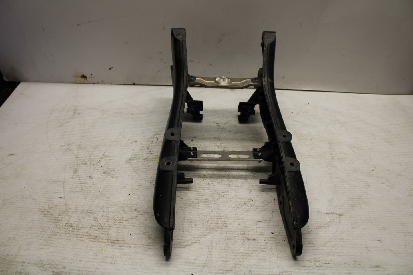 06-07 SUZUKI GSXR600 REAR SUBFRAME BACK SUB FRAME BB289
