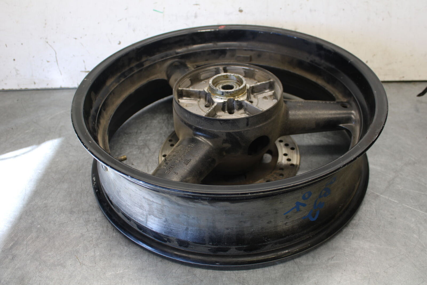 04-05 SUZUKI GSXR600 REAR WHEEL BACK RIM BB32