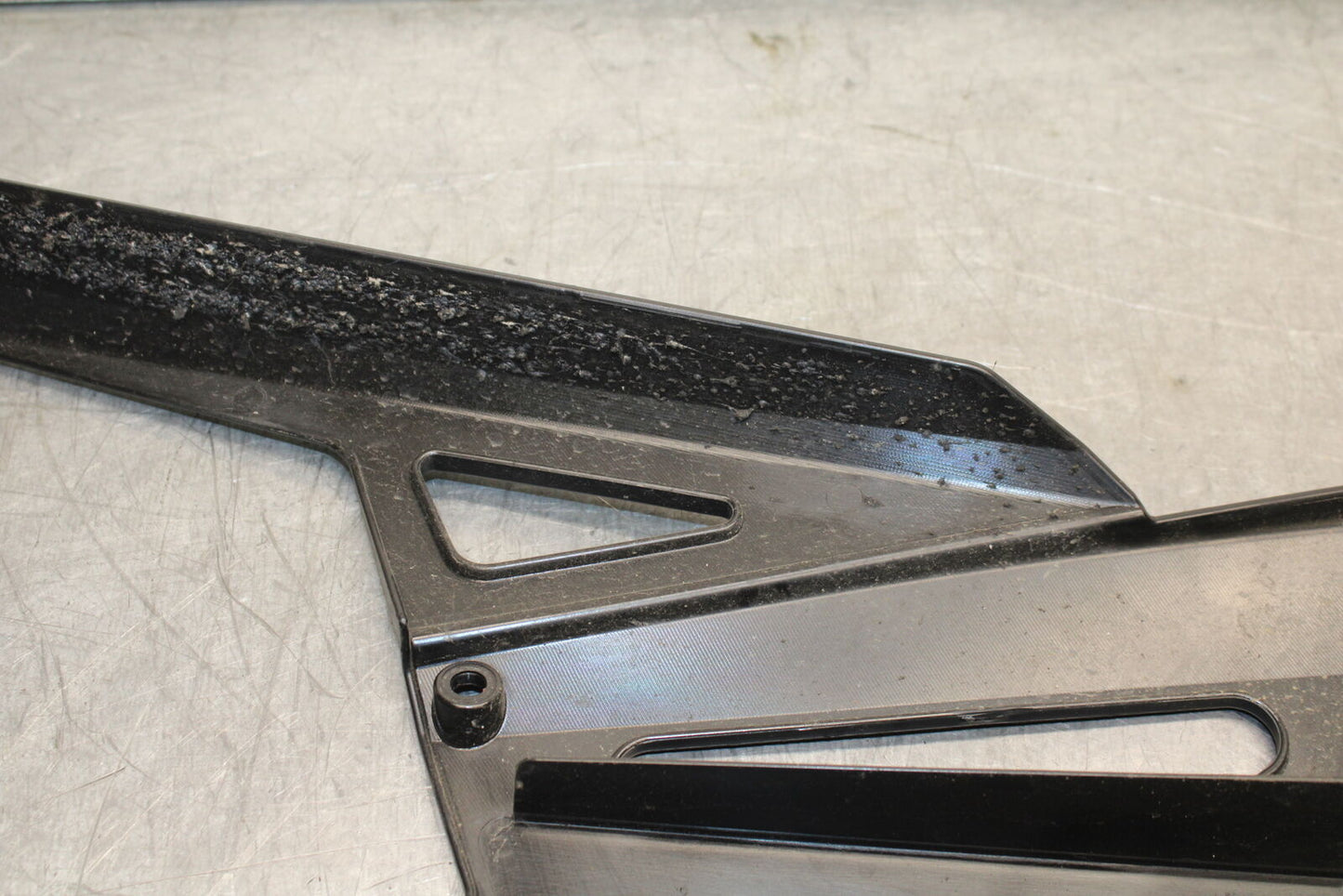 21-24 APRILIA TUONO 660 FACTORY REAR BACK DRIVE CHAIN GUARD COVER SHIELD BB733