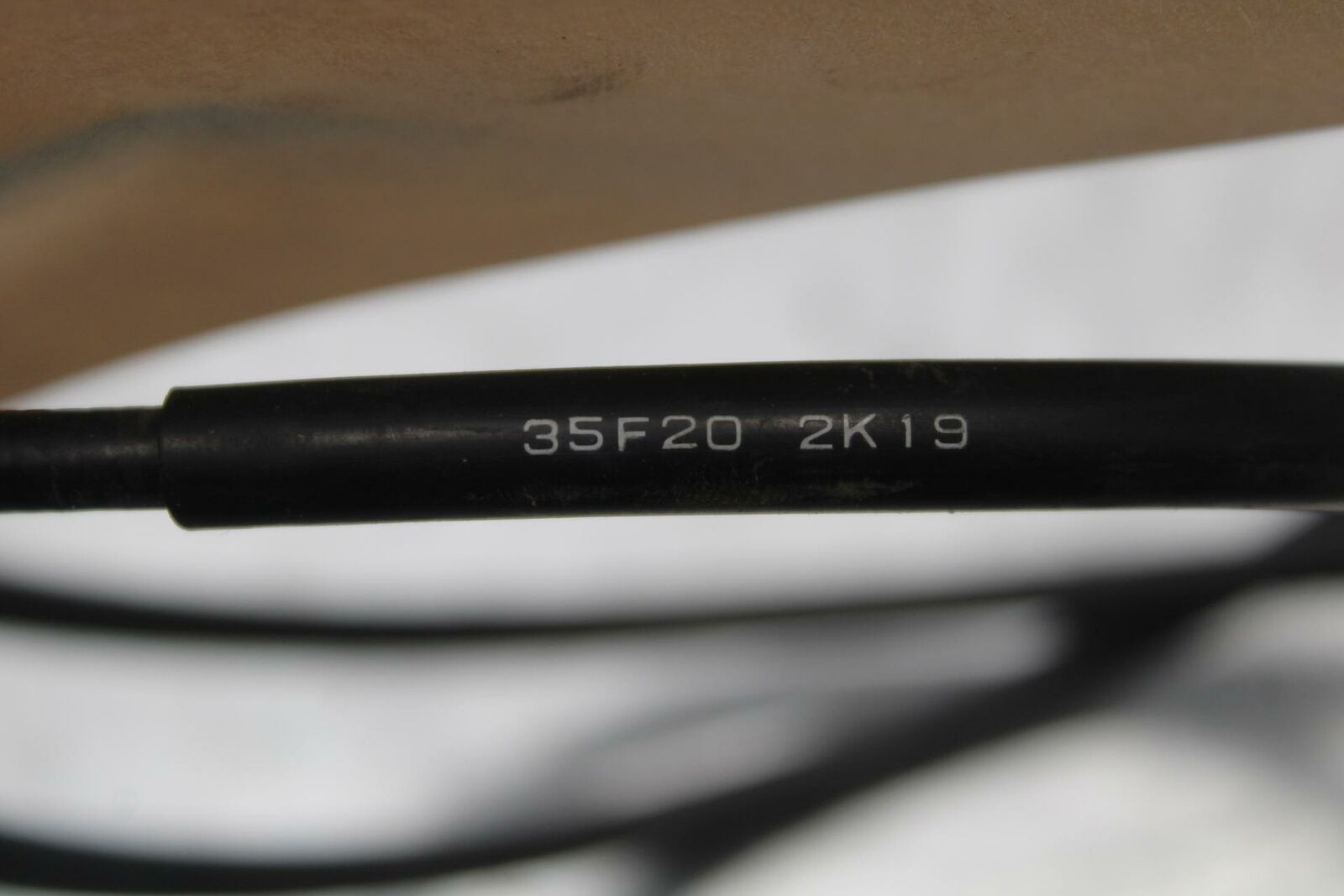 01-02 SUZUKI GSXR750 THROTTLE CABLES LINES BB28 B