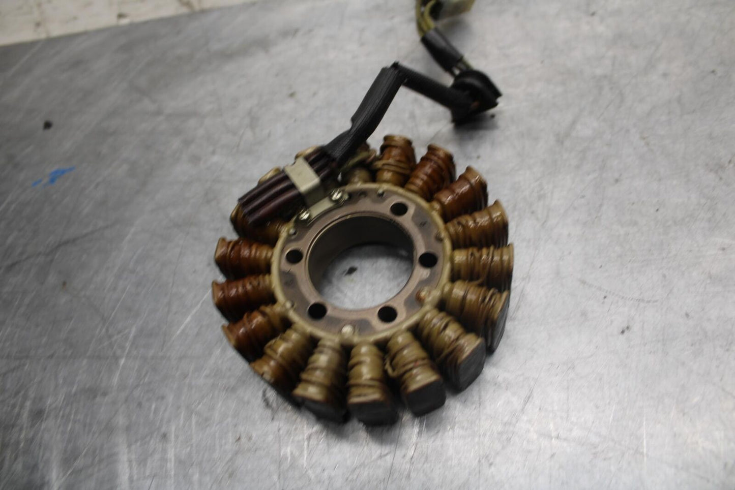 2002 Suzuki GSXR1000 STATOR GENERATOR ALTERNATOR MAGNETO 31401-18G00 BB36