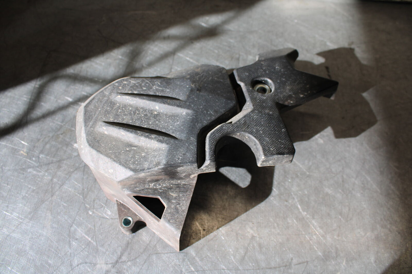 19-22 KAWASAKI Z400 ENGINE SPROCKET COVER BB708