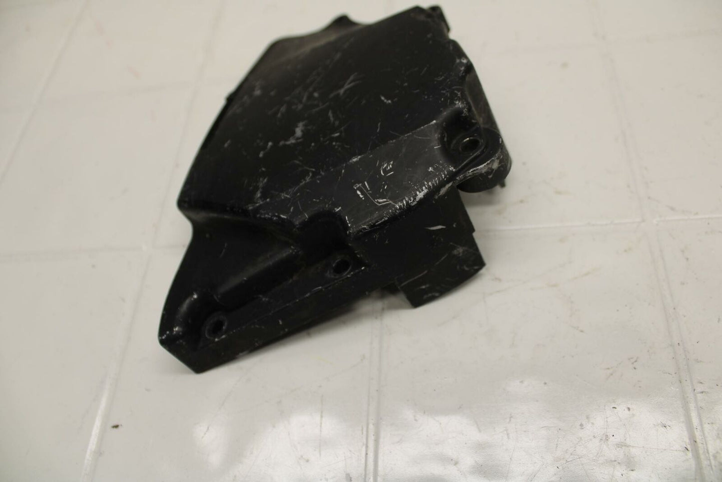 99-00 YAMAHA YZF R6 ENGINE SPROCKET COVER 5EB-15418-00-00 BB04