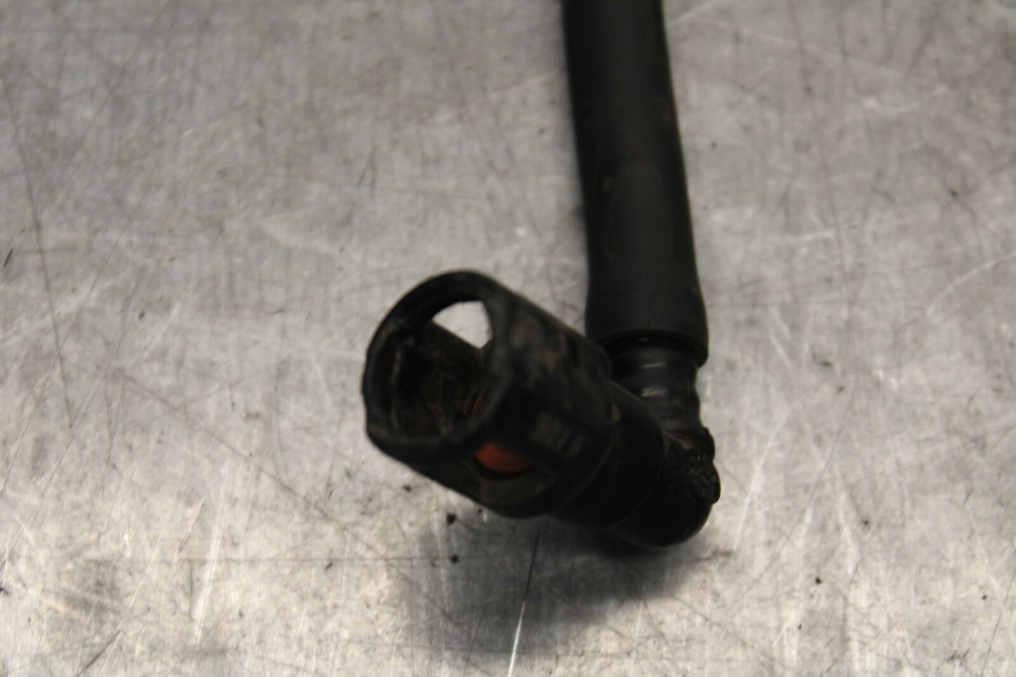 04-05 SUZUKI GSXR600 FUEL HOSE GAS LINE TUBE PIPE 15810-18G00 BB658