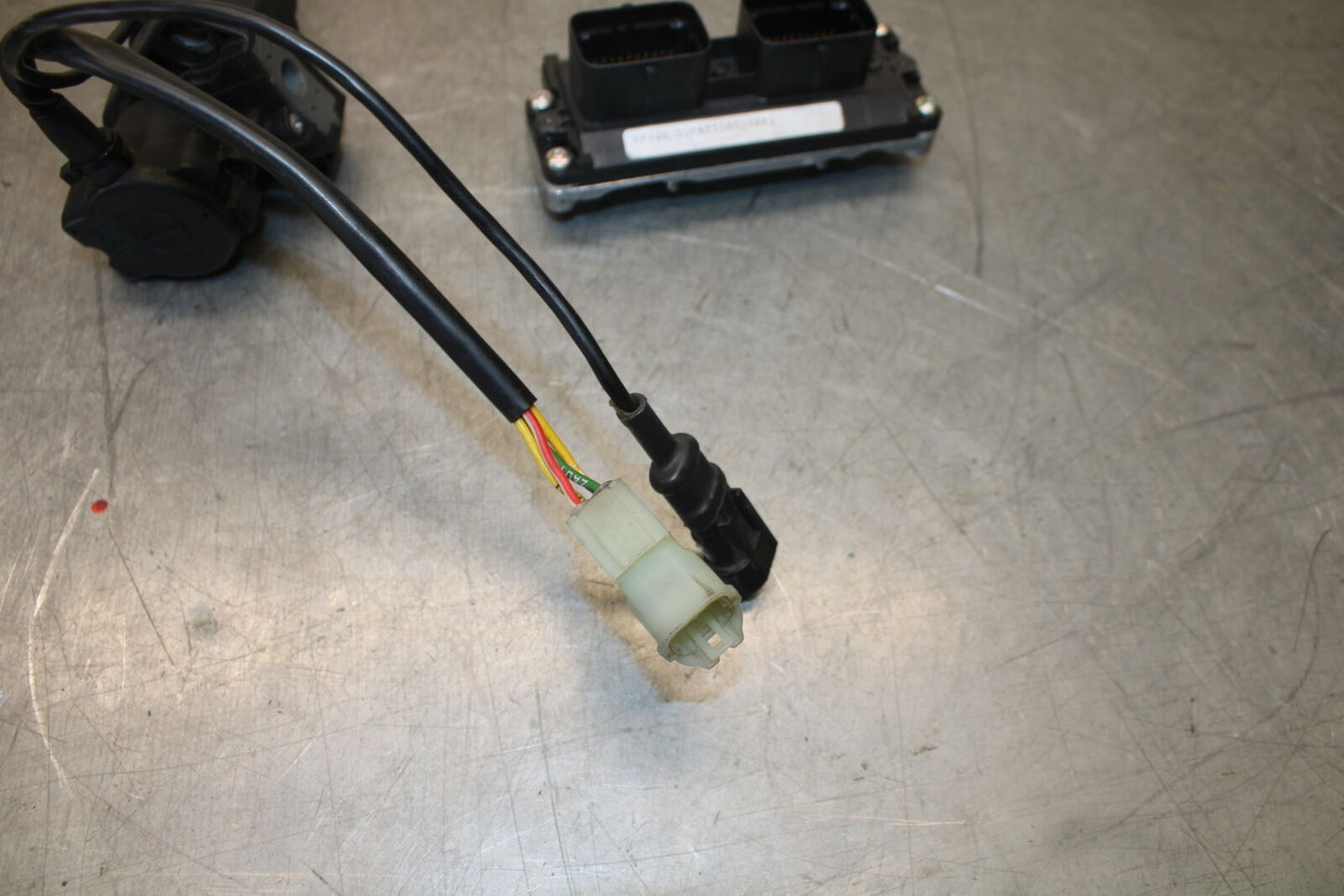 12-13 DUCATI STREETFIGHTER 848 ECU COMPUTER CONTROLLER UNIT BLACK BOX ECM BB705