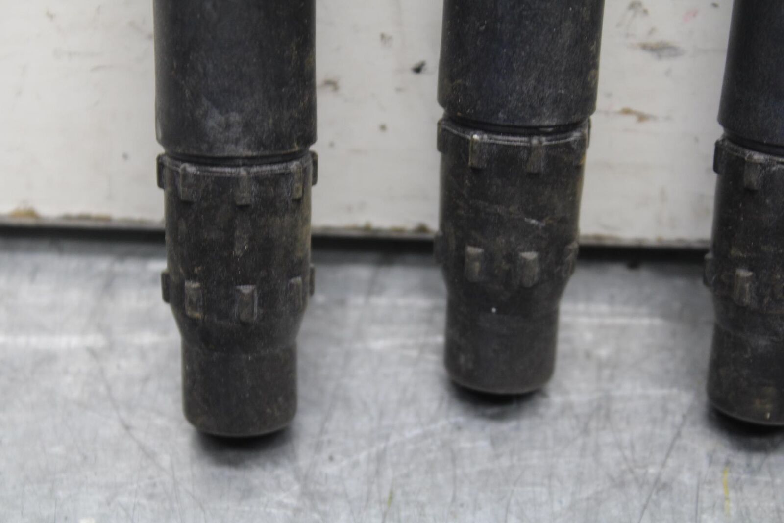 01 SUZUKI GSXR1000 IGNITION  COIL  PLUG CAPS 33410-35F00 33410-35F10 BB100 #B