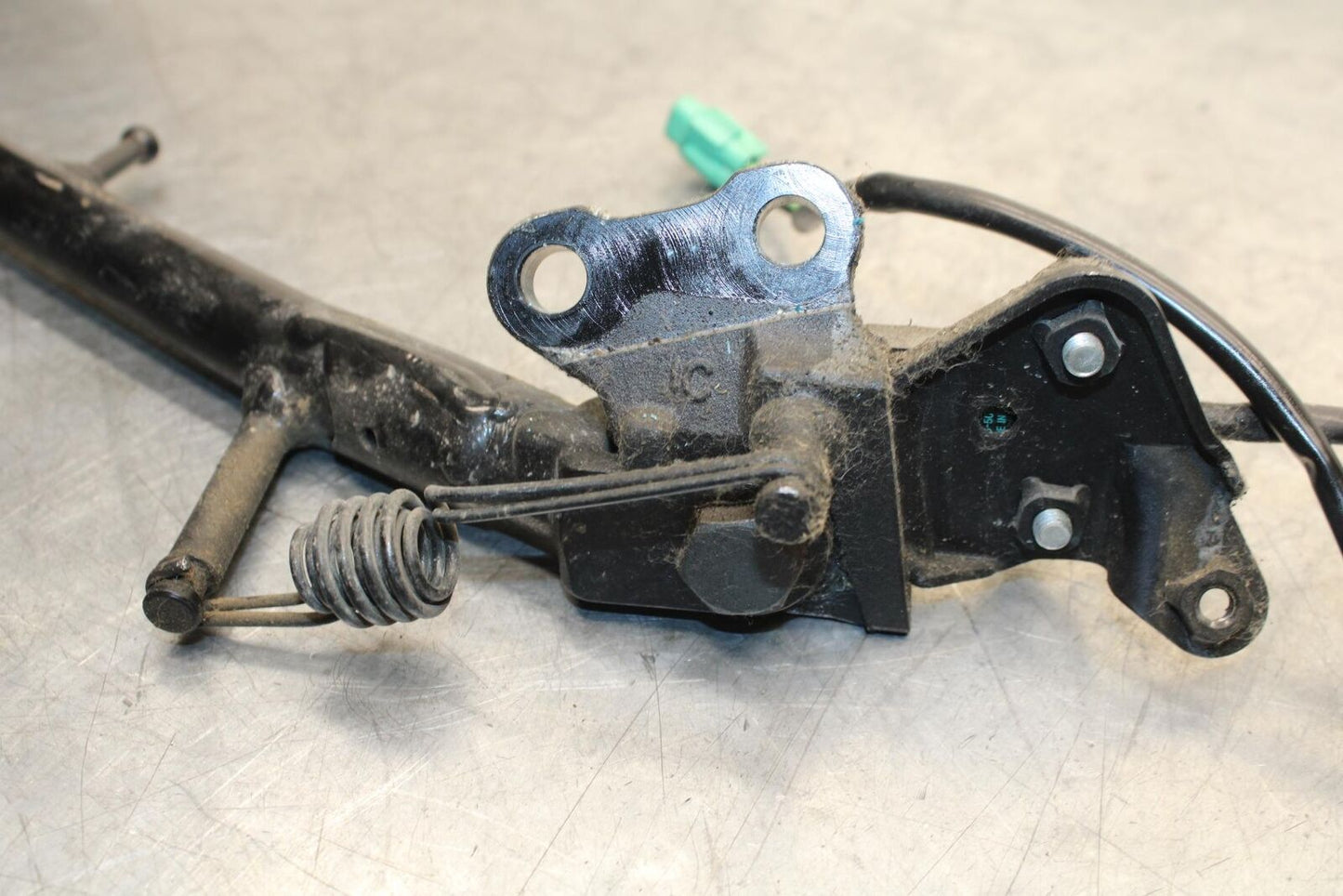 20 SUZUKI GSXR 1000 KICKSTAND SIDE KICK STAND BB597