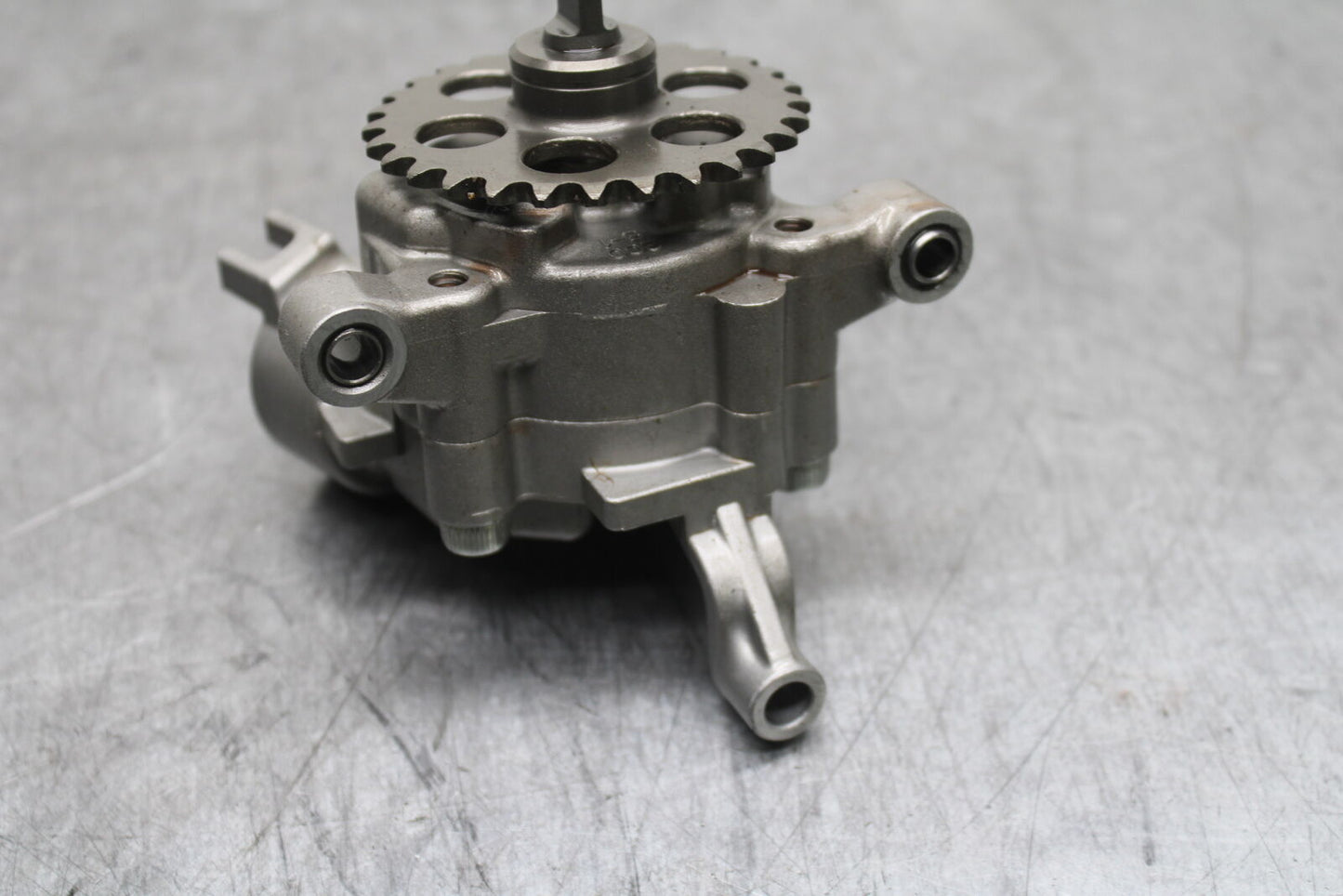 06 YAMAHA YZF R6 ENGINE MOTOR OIL PUMP BB716