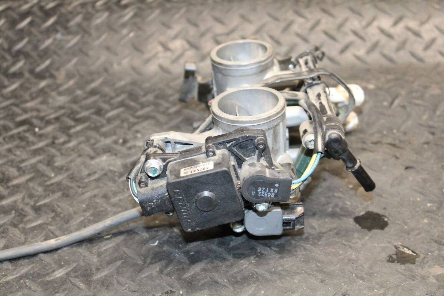 07-09 KAWASAKI VERSYS 650 MAIN FUEL INJECTORS / THROTTLE BODIES BB206