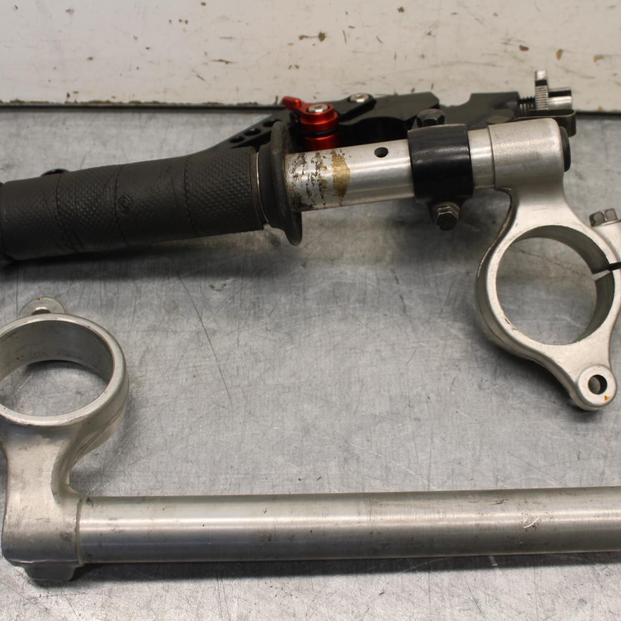 01-03 SUZUKI GSXR600 LEFT RIGHT CLIP ONS HANDLEBARS PAIR SET 56111-39F00 BB639