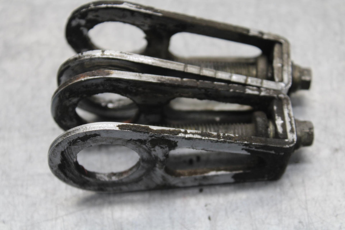 2000 Honda Super Hawk VTR1000F SWINGARM CHAIN TENSIONER BRACKETS BB577