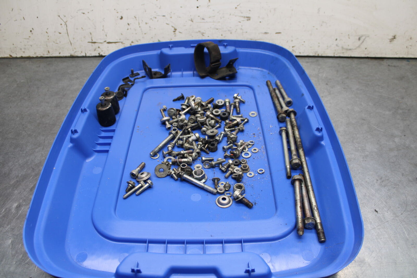 13-16 KTM 390 DUKE MOUNTING BOLTS HARDWARE MOTOR SCREWS BB748