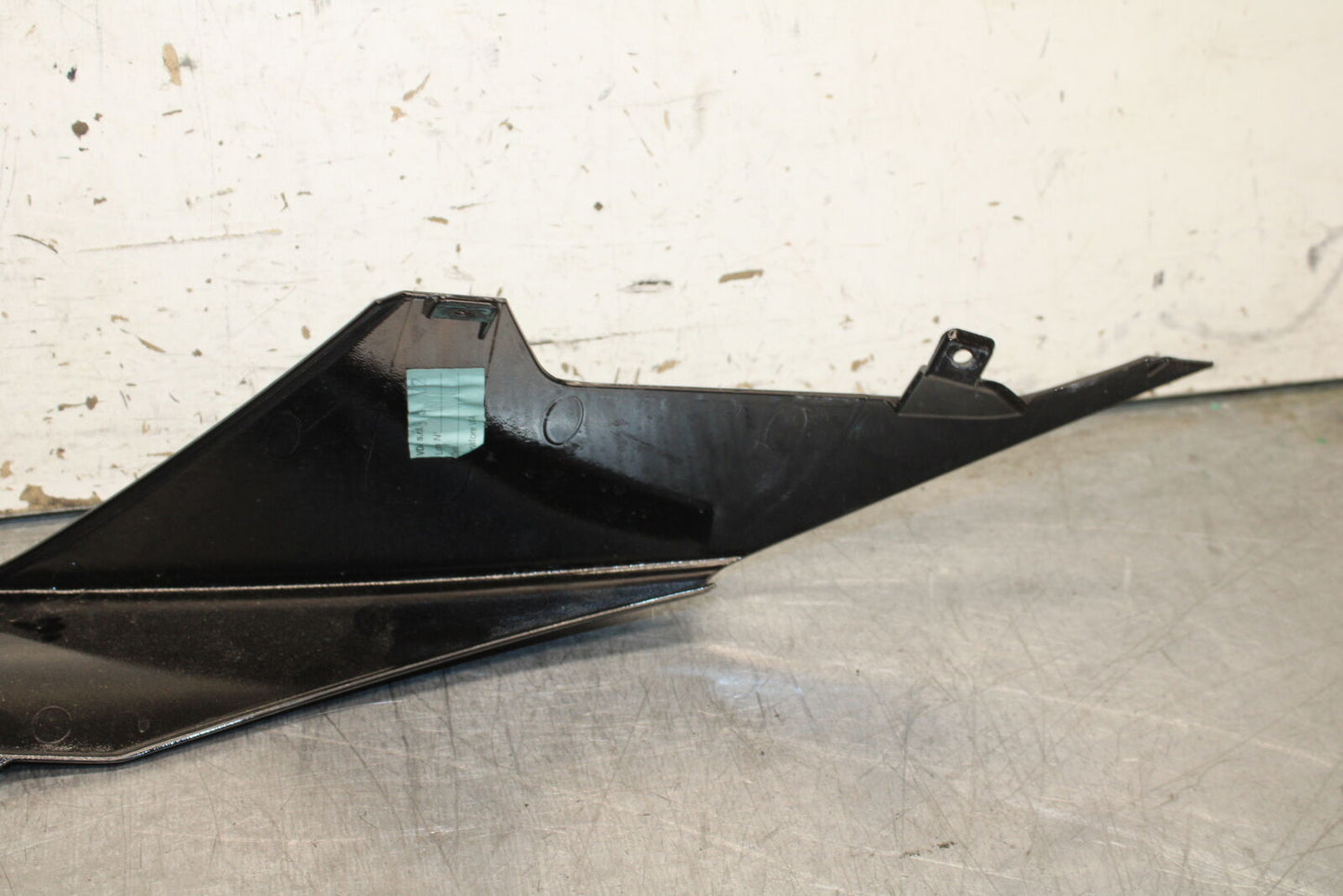 21-24 APRILIA TUONO 660 FACTORY RIGHT REAR BACK TAIL FAIRING COWL SHROUD BB733