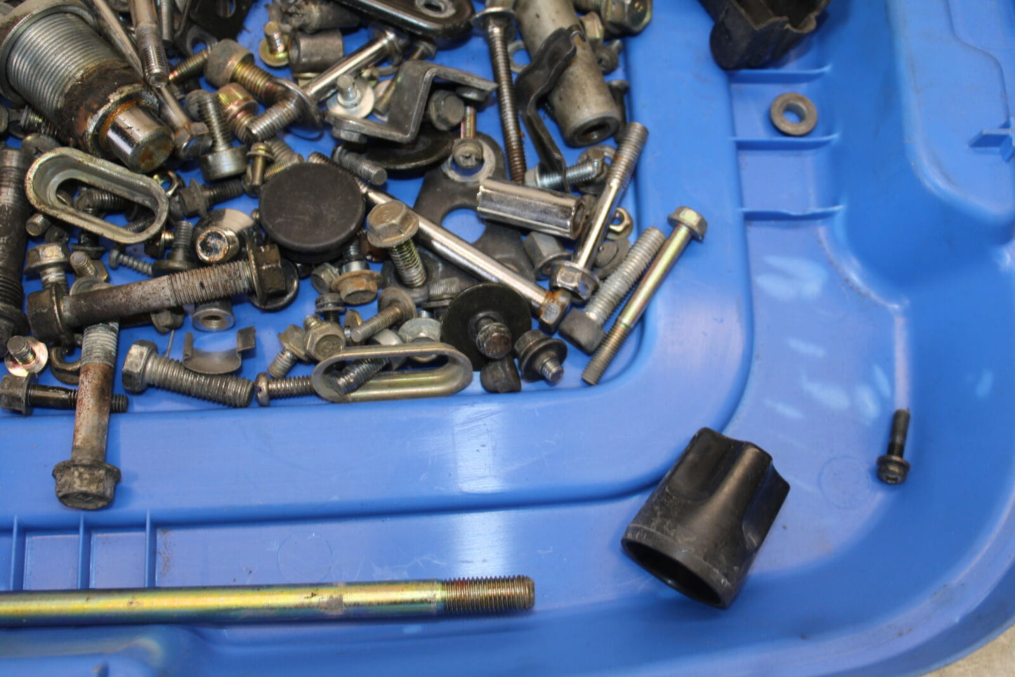 93-00 HONDA GOLDWING 1500 GL1500SE MOUNTING BOLTS HARDWARE MOTOR SCREWS BB700