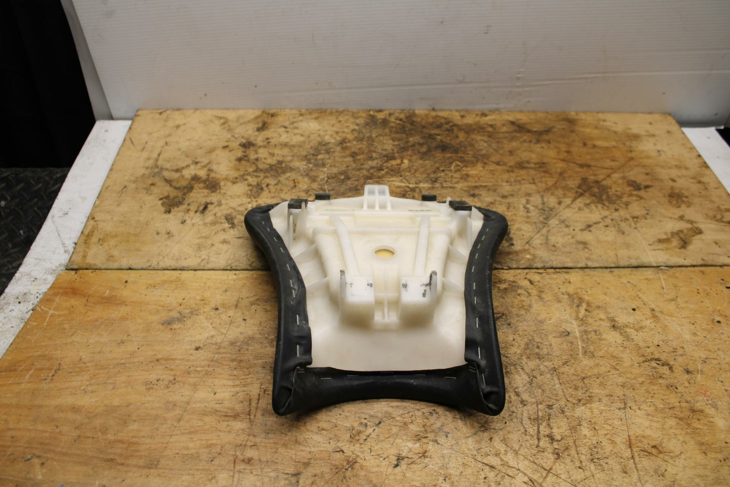 13-18 KAWASAKI NINJA ZX6R FRONT DRIVERS SEAT PAD SADDLE PILLION BB342