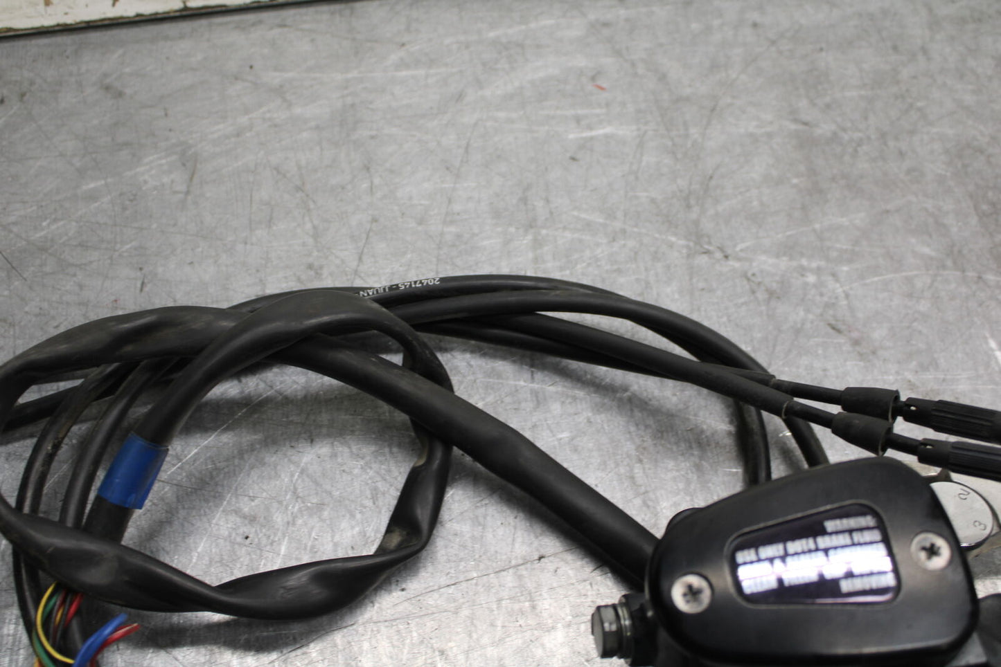 14-16 TRIUMPH AMERICA LT RIGHT CLIP ON HANDLE KILL OFF START SWITCH BB720