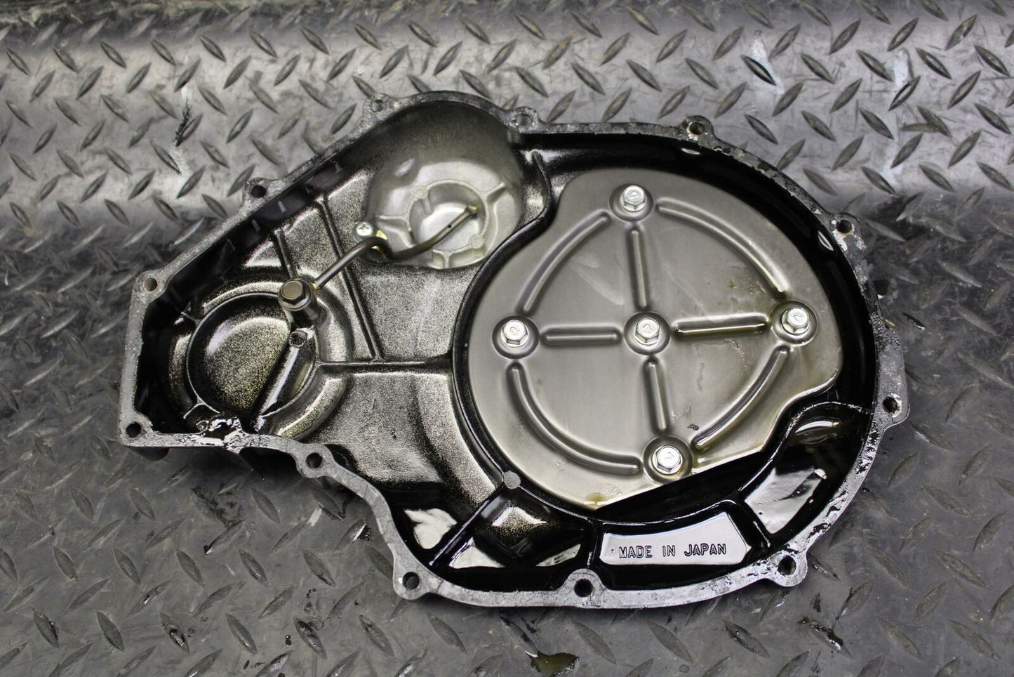 84-86 KAWASAKI GPZ900 CLUTCH SIDE ENGINE MOTOR COVERBB 146