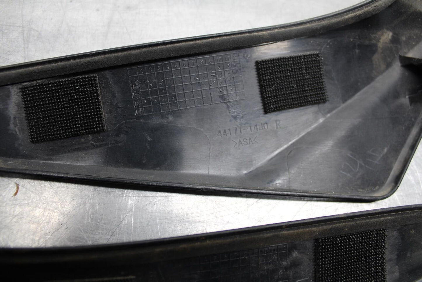 15-21 SUZUKI GSXR600 RIGHT LEFT GAS FUEL TANK PANELS COVERS TRIM SET BB371
