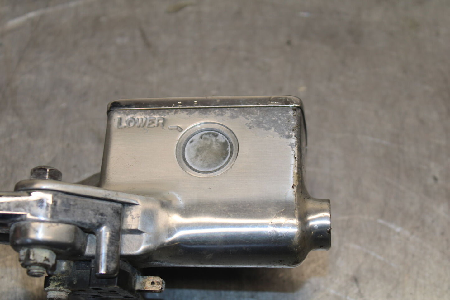 87-03 SUZUKI INTRUDER 1400 VS1400GLP FRONT BRAKE MASTER CYLINDER BB702