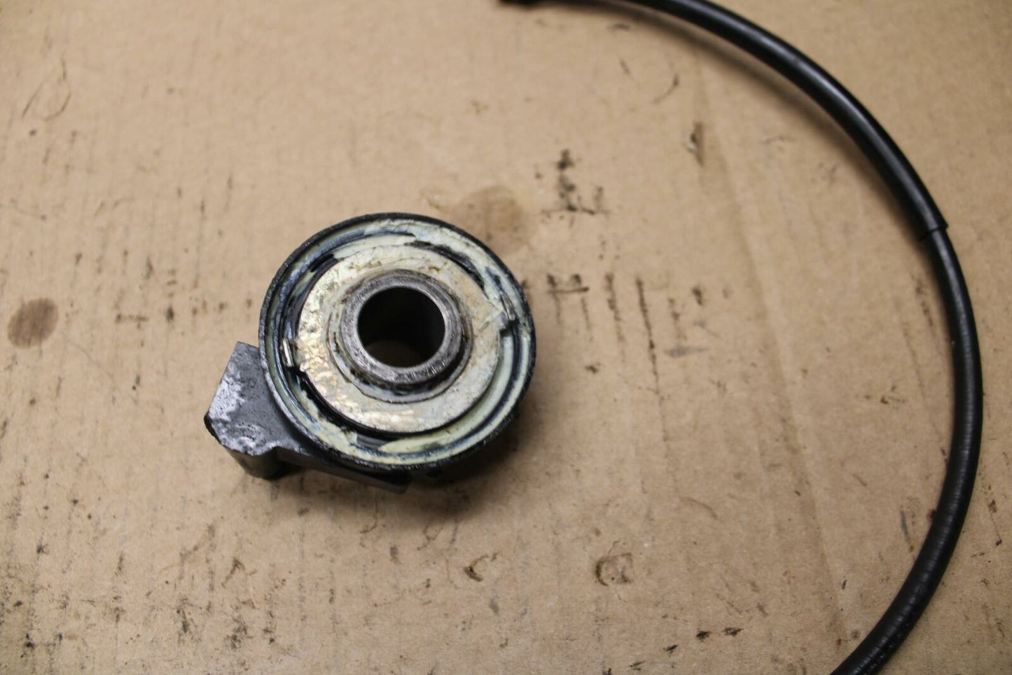 89 SUZUKI GSXR1100 K SPEED DRIVE GEAR HUB with CABLE BB02