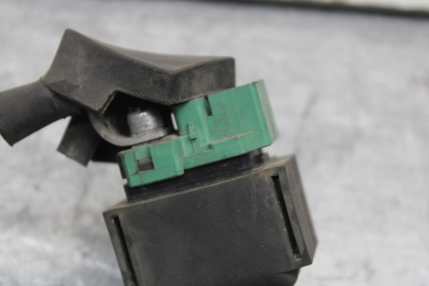 97-03 HONDA SHADOW ACE 750 ENGINE STARTER RELAY STARTING MOTOR SWITCH BB618