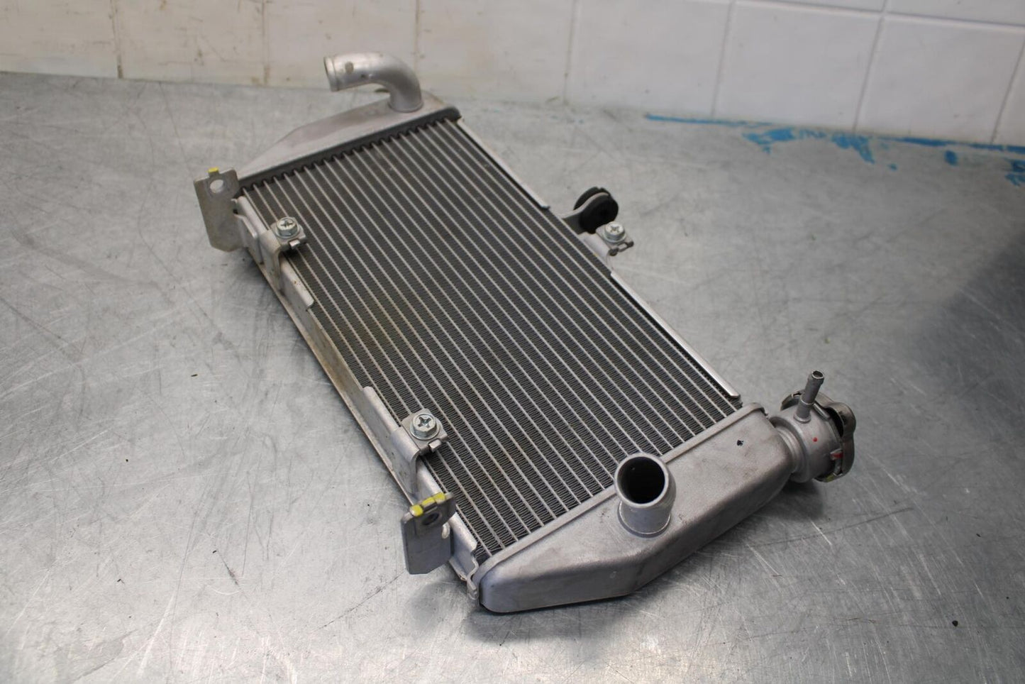 17-18 YAMAHA YZF R3 ENGINE RADIATOR MOTOR COOLER COOLING RADIATER BB438