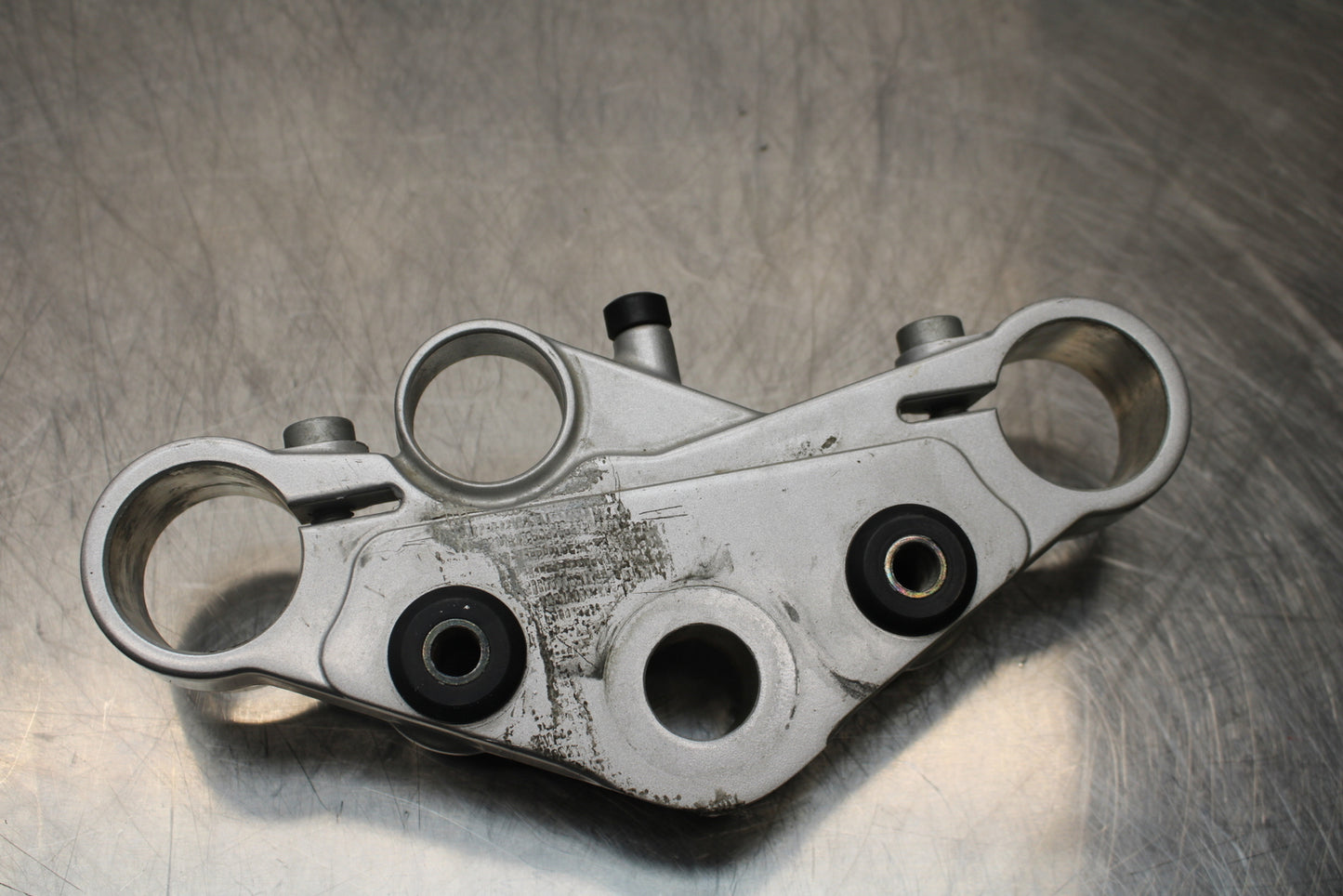 08 MOTO GUZZI BREVA 750 FORKS UPPER TRIPLE TREE CLAMP BB154