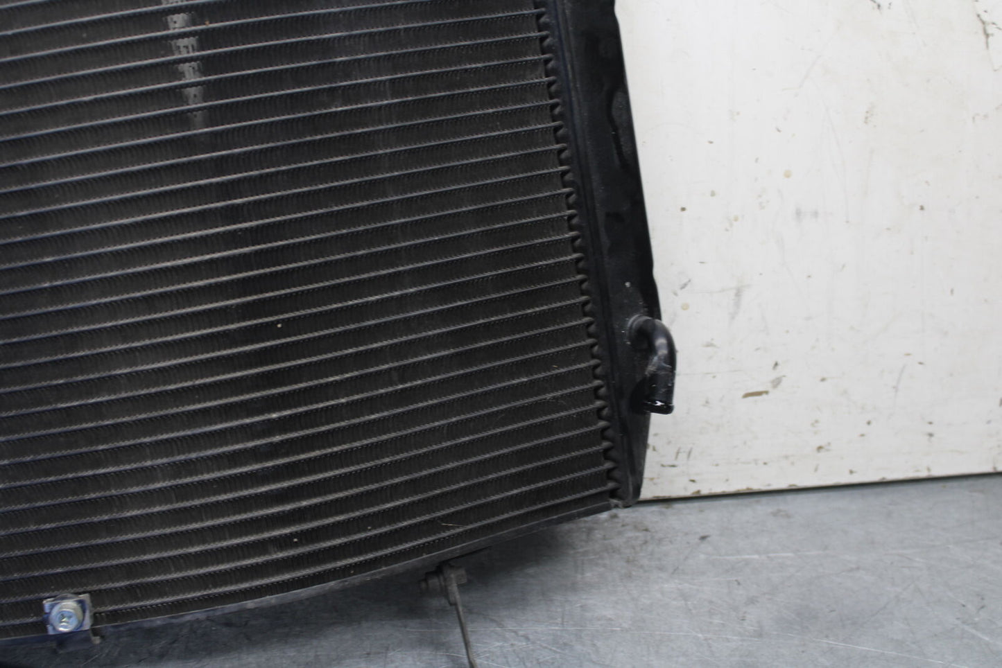 07-08 TRIUMPH DAYTONA 675 ENGINE RADIATOR MOTOR COOLER COOLING RADIATER BB685