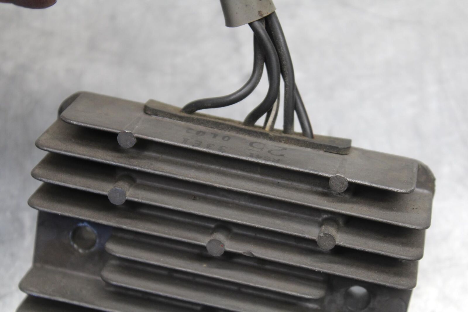 01-03 SUZUKI GSXR600 RECTIFIER VOLTAGE REGULATOR 32800-33E21 BB639