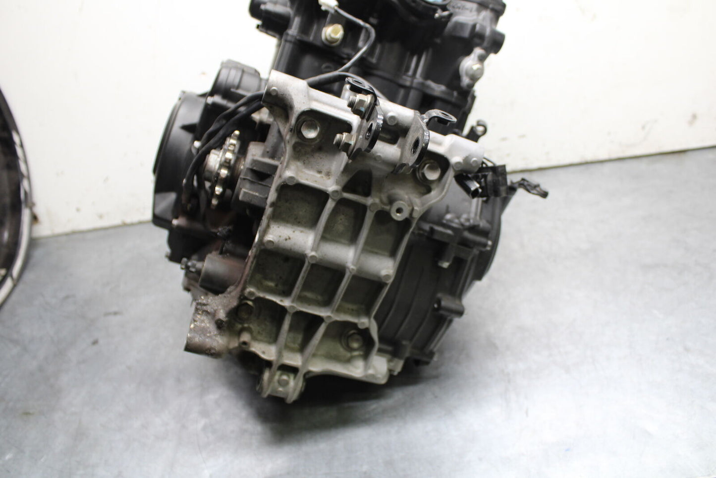 19-22 KAWASAKI Z400 ENGINE MOTOR BB738