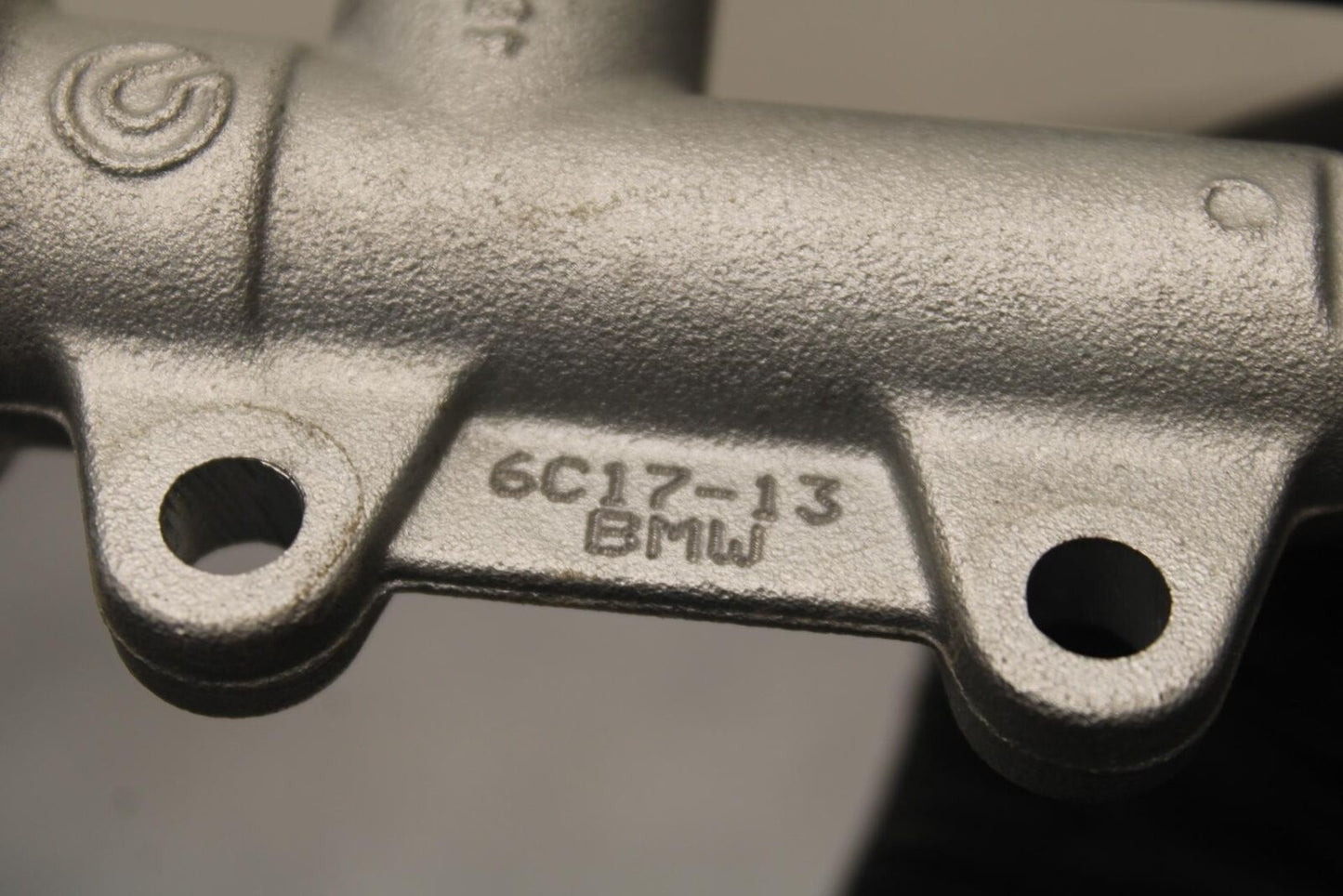 2016 BMW S1000R ABS REAR BACK BRAKE MASTER CYLINDER W RESERVOIR BB604