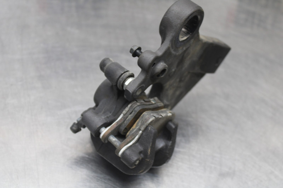 24-25 KAWASAKI NINJA ZX6R REAR BACK BRAKE CALIPER W MOUNT BRACKET BB785
