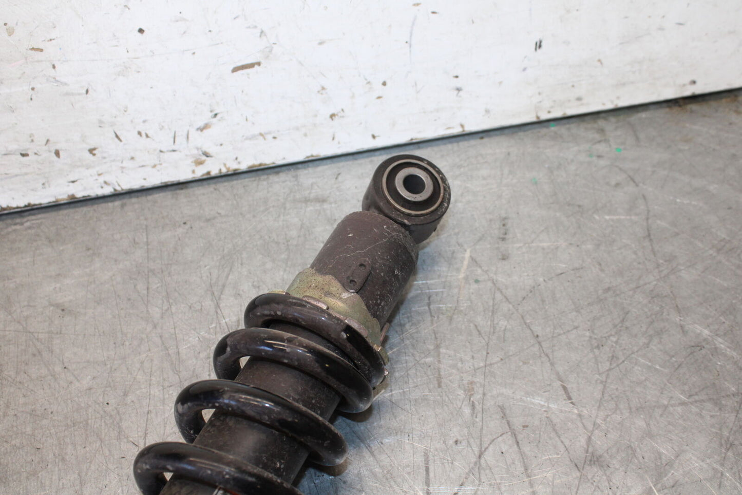 19-22 KAWASAKI Z400 REAR BACK SHOCK ABSORBER SUSPENSION BB708