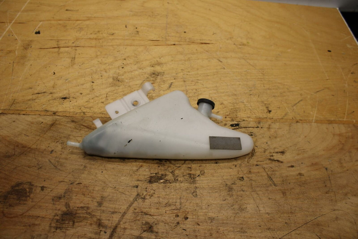 11-21 SUZUKI GSXR750 COOLANT WATER TANK RESERVOIR BOTTLE BB320