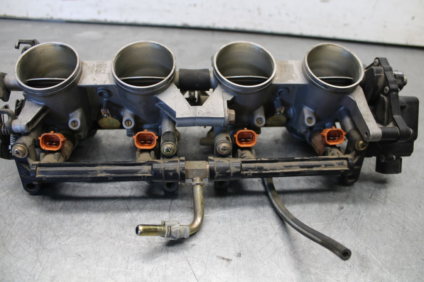 04-05 SUZUKI GSXR600 MAIN FUEL INJECTORS / THROTTLE BODIES 13405-29G00 BB658
