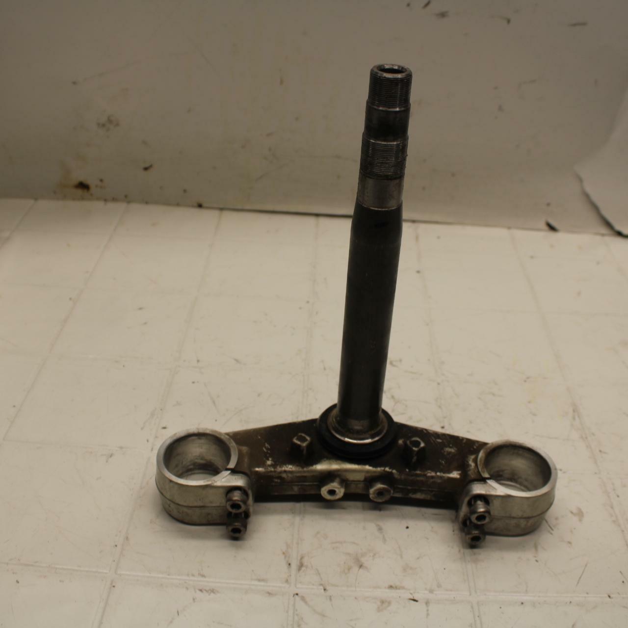 01-05 YAMAHA FZS1000 FRONT FORKS CLAMP LOWER TRIPLE TREE STEM BB10