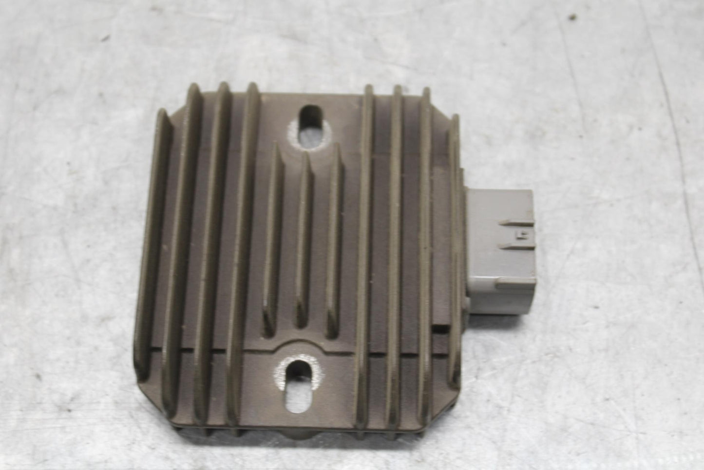 2015 Kawasaki Ninja 300 EX300 RECTIFIER VOLTAGE REGULATOR BB61