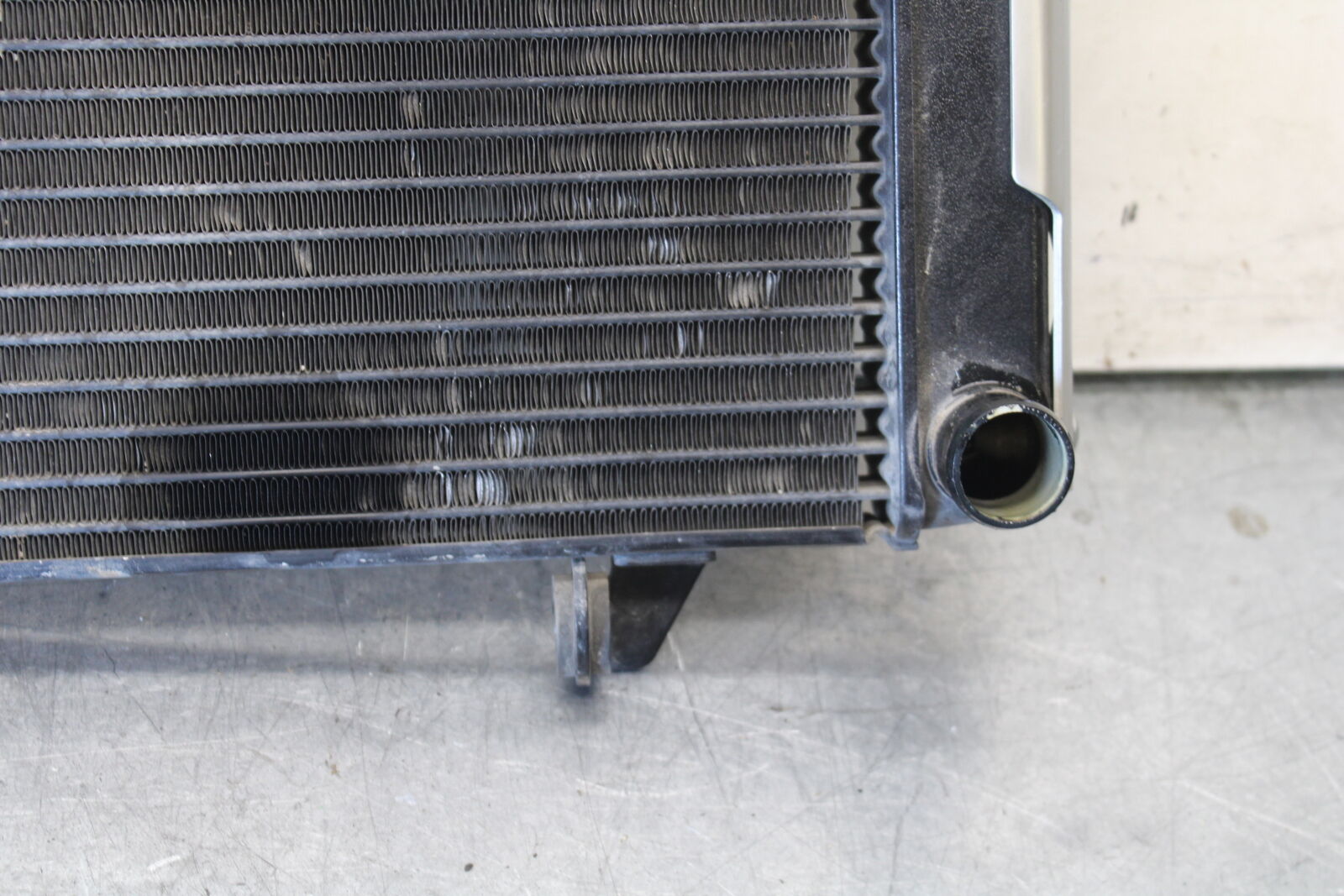 03-07 SUZUKI SV1000S ENGINE RADIATOR MOTOR COOLER COOLING RADIATER BB657