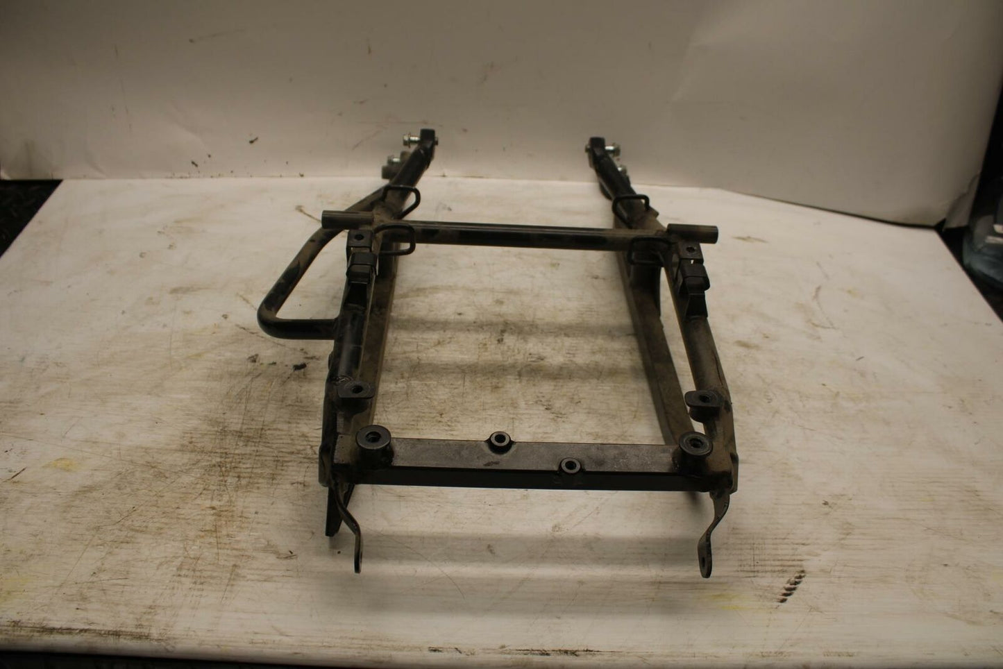 00-07 SUZUKI HAYABUSA REAR SUBFRAME BACK SUB FRAME 41200-24F10 BB281