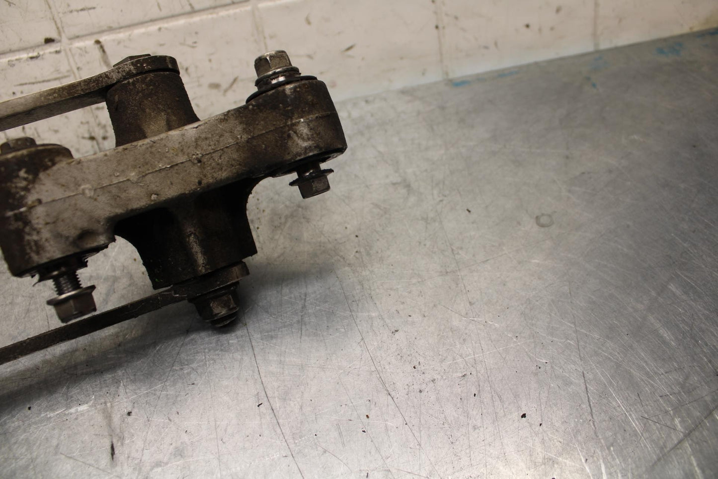 2003 Kawasaki Ninja ZX6RR ZX600K REAR DOGBONE SHOCK LINKAGE LINK BB66