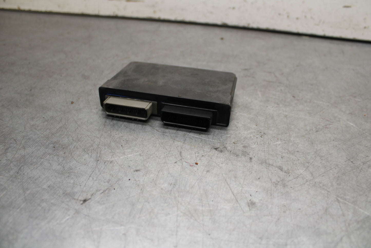 09-11 TRIUMPH DAYTONA 675 ECU COMPUTER CONTROLLER UNIT BLACK BOX ECM CDI BB652