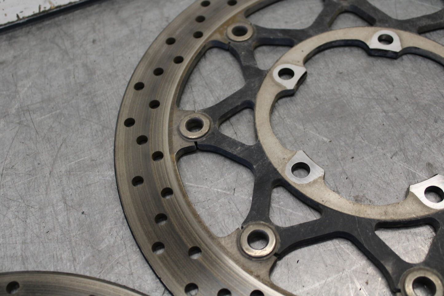 06-07 SUZUKI GSXR 600 FRONT LEFT RIGHT BRAKE ROTORS DISCS BB243