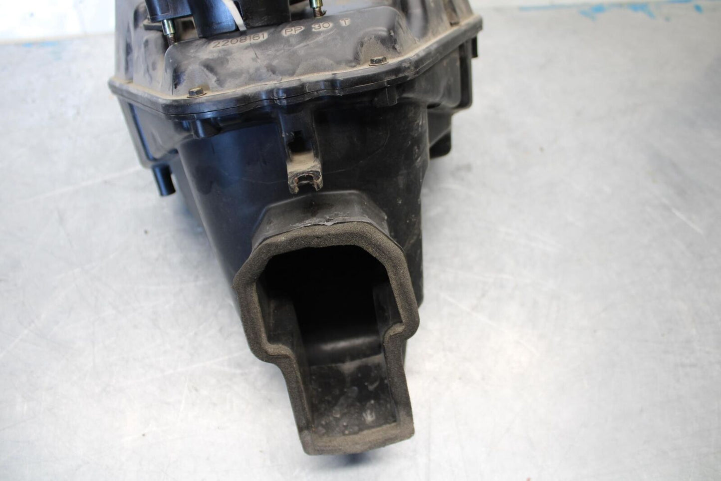 2006 Triumph Daytona 675 Triple AIRBOX AIR INTAKE FILTER BOX BB434