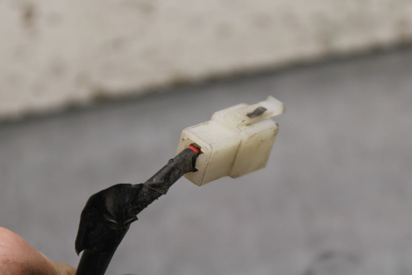 13-16 KTM 390 DUKE RECTIFIER VOLTAGE REGULATOR BB748