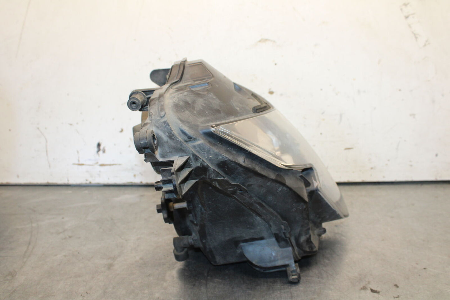 04-05 SUZUKI GSXR600 FRONT HEADLIGHT HEAD LIGHT LAMP 35100-29G30-999 BB658