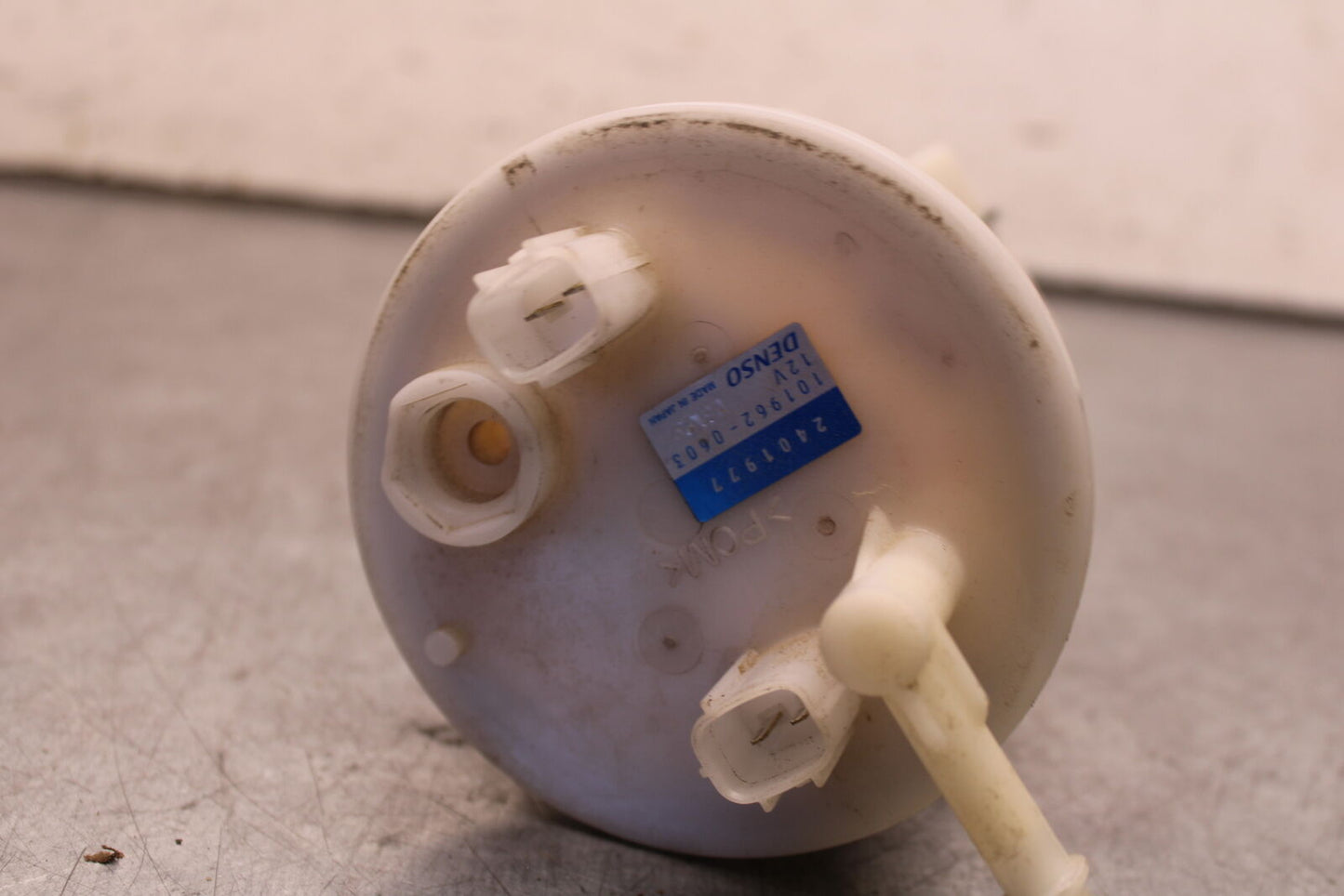 09-11 TRIUMPH DAYTONA 675 FUEL PUMP GAS PETROL SENDER UNIT BB652