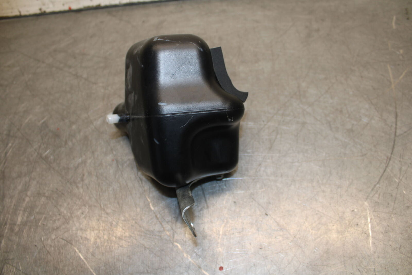 09-11 DUCATI STREETFIGHTER COOLANT WATER TANK RESERVOIR BOTTLE BB705
