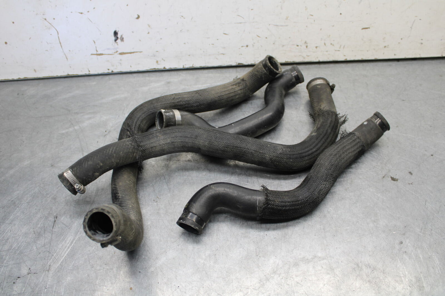 04-05 SUZUKI GSXR600 RADIATOR HOSES ENGINE COOLANT WATER PIPES HOSE SET BB658