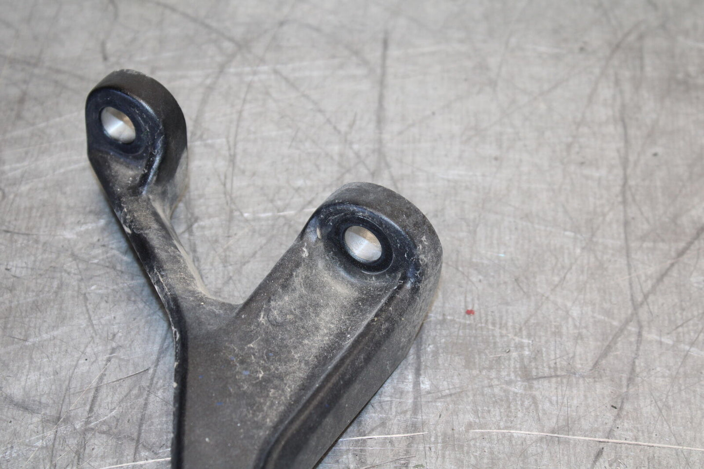 19-22 KAWASAKI Z400 REAR BACK PASSENGER PEG SET PAIR BB708
