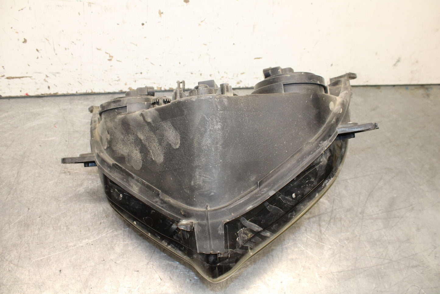 08-10 SUZUKI GSXR 600 FRONT HEADLIGHT HEAD LIGHT LAMP BB721